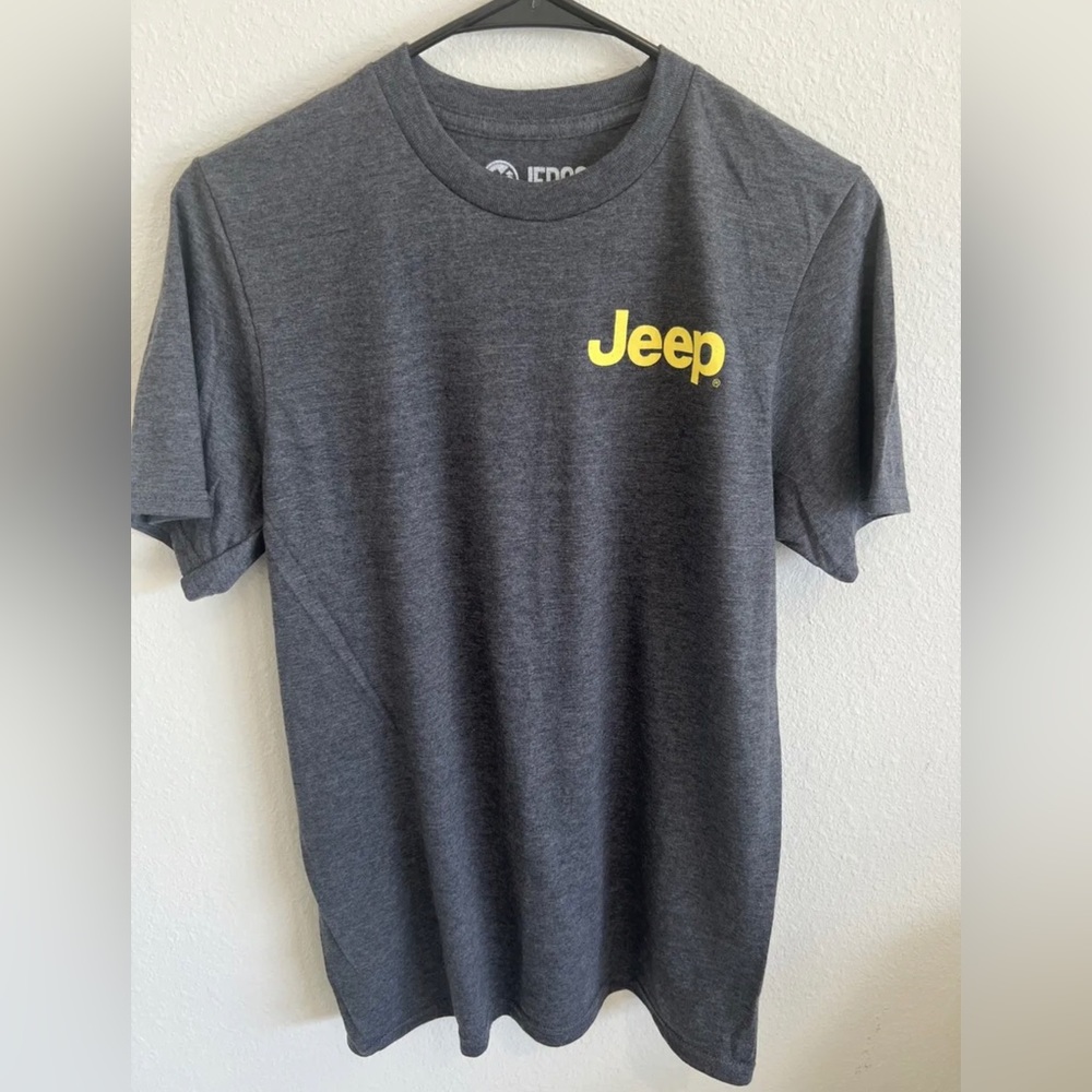 Men’s Jeep “Life Off Road” T Shirt, Small, Gray, Jedco